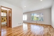 Photo - 807 5th St Unit 10