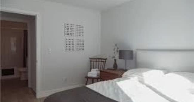 Photo - 10824 Morrison St Unit 10824