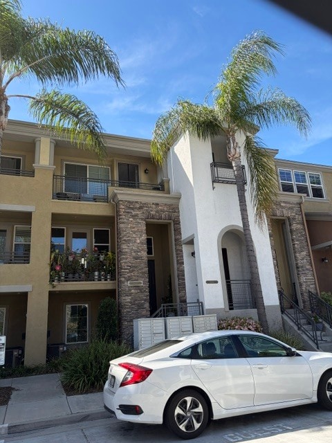 Building Photo - 5084 Plaza Promenade Unit 5084 Plaza Promenade