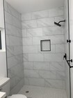 Has glass shower door - 14469 Polk St