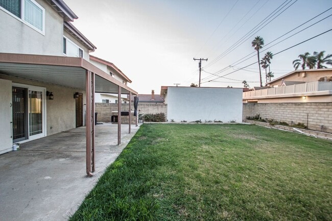 Photo - This lovely North Oxnard 4 bedroom 2 bath home with Vintage Oxnard Vides!!! COMING SOON