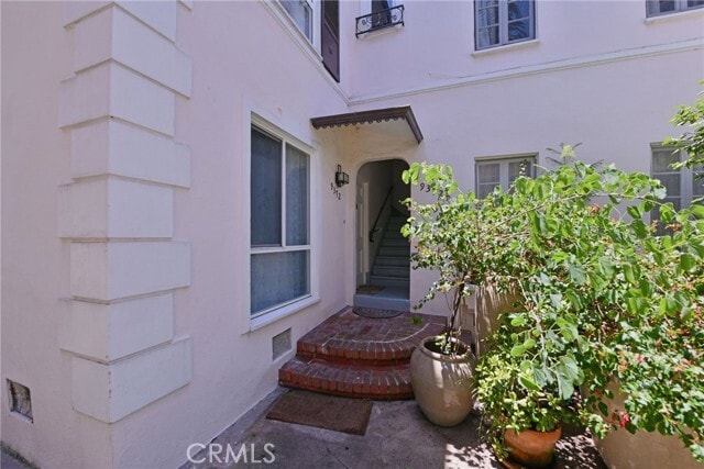Building Photo - 9372 W Olympic Blvd Rental