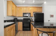 Photo - 235 Market St