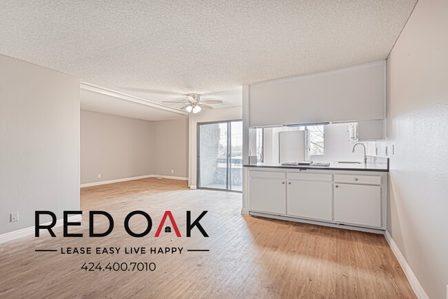 Photo - 8614 Woodley Ave Unit 202