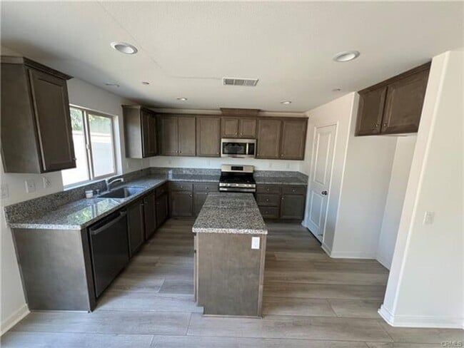 Photo - Stunning Canyon Hills Home