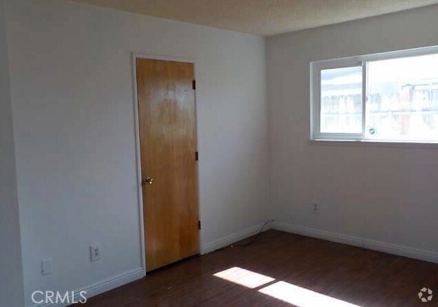 Building Photo - 9168 G Ave Rental