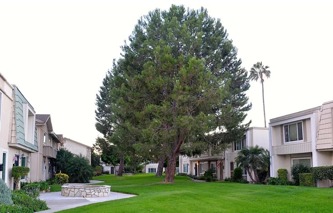 Photo - Paradise Manor Condo for lease Unit A