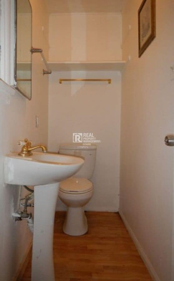 Photo - 172 E Claremont St