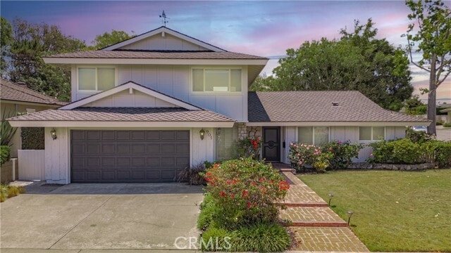 Photo - 901 Celtis Pl House