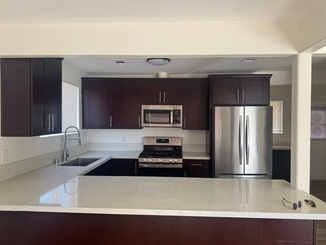 Photo - 2039 E Ave