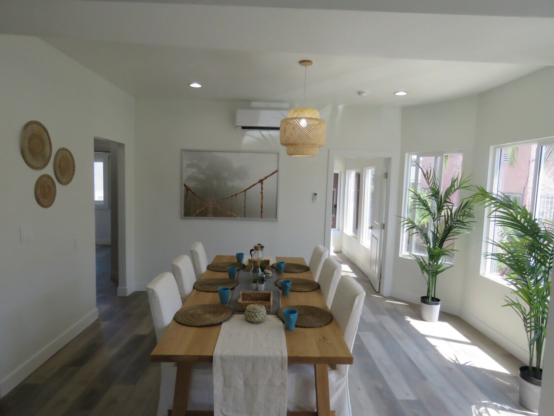 Floor Plan - 35th Place Student Living