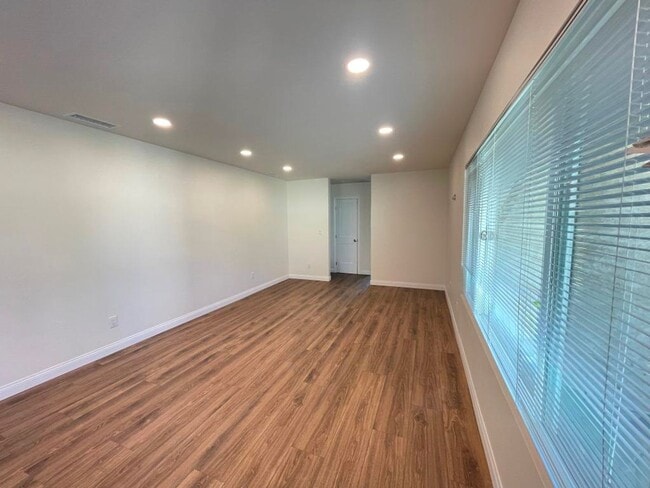 Photo - Like New Inside! Remodeled 3bd/2ba House In Desirable Allied Gardens Neighborhood