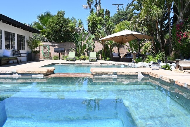 Photo - 10420 Eton Ave House