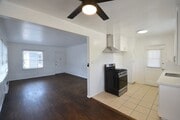 Photo - 12807 Burbank Blvd Apartment Unit 12813-6