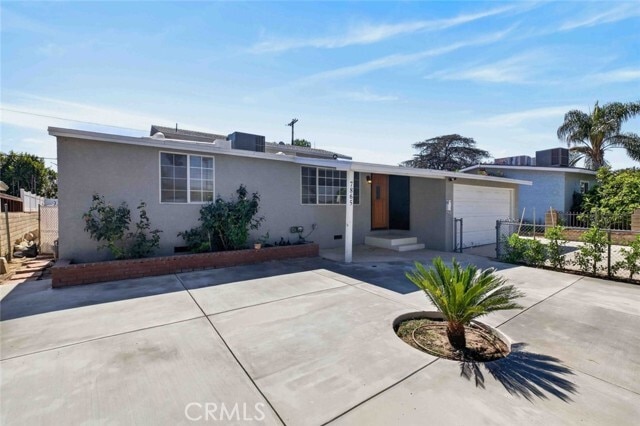 Photo - 7865 Cantaloupe Ave
