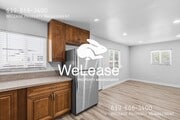 Photo - 418.5 W 8th Ave