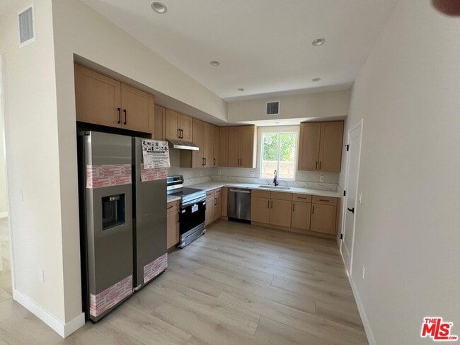 Photo - 7342 Forbes Ave