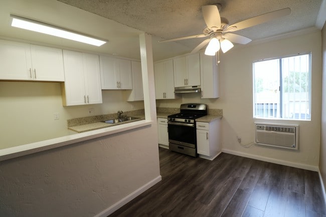 Photo - Villa Vista Apartments