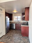 kitchen - 215 N Mariposa Ave Apartments