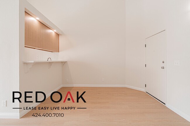 Photo - 4651 Cahuenga Blvd Unit 303