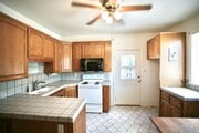 Photo - 3 Br that is a little bit country House
