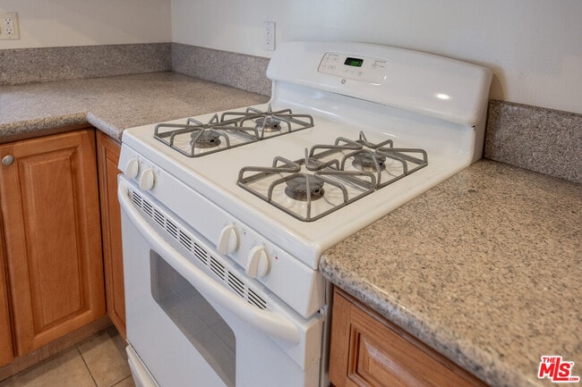 Photo - 361 W Wilson Ave