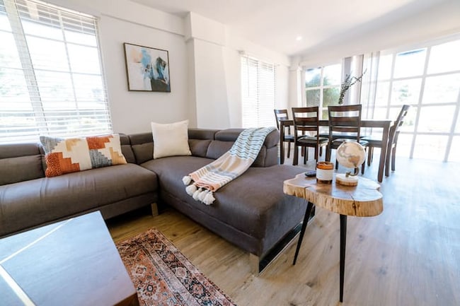 Photo - 5648 Berkshire Dr Apartment Unit 5648 (3 bed)