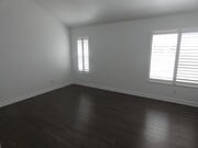 Photo - Gorgeous 4 bedroom & 3 bathroom house