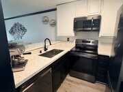 Photo - 6924 Hyde Park Dr Unit 214