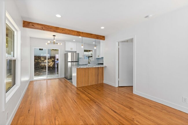 Photo - 1942 Chickasaw Ave