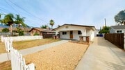 Photo - 3189 Sanchez St N