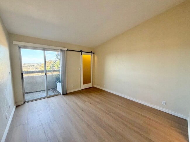 Photo - Experience the Best of University and Norm... Unit 316