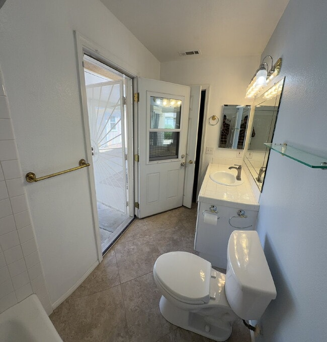 Photo - Gorgeous, Newly Redone 3 bed 2 Bath Home in The Most Sought-After Adult Community in Hemet!