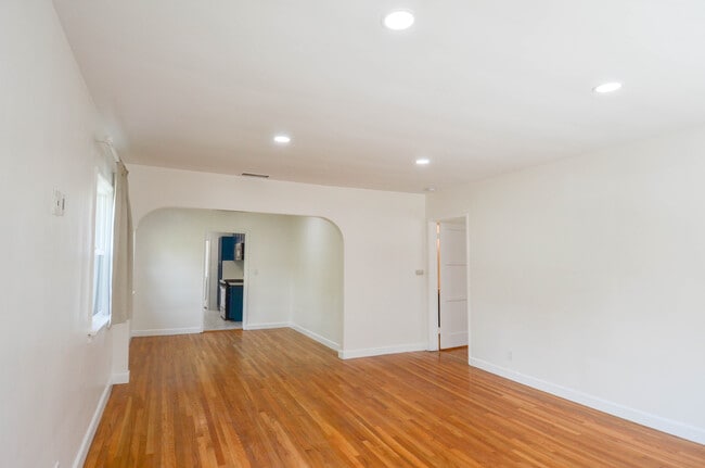 Photo - 3246 Barham Blvd