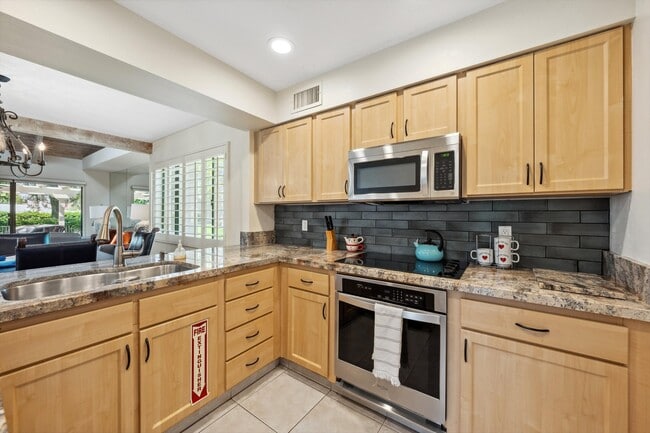 Photo - 343 Forest Hills Dr