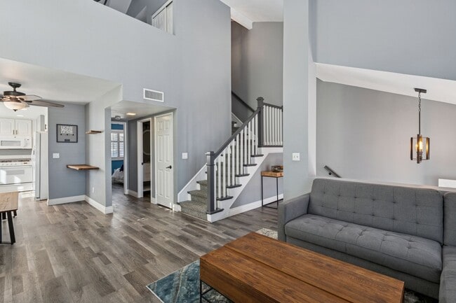 Photo - Comfortable 2-Bed, 2-Bath Home in Costa Me... Unit B1