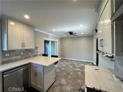 Photo - 10436 Amestoy Ave
