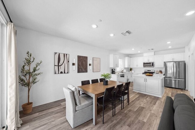 Photo - 7906 Montecito Ln