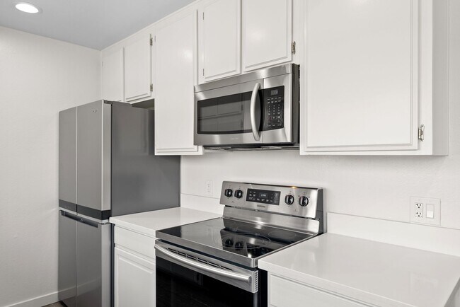 Photo - 8651 Gloria Ave Unit C