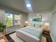 Photo - 622 1/2 E 97th Unit 1