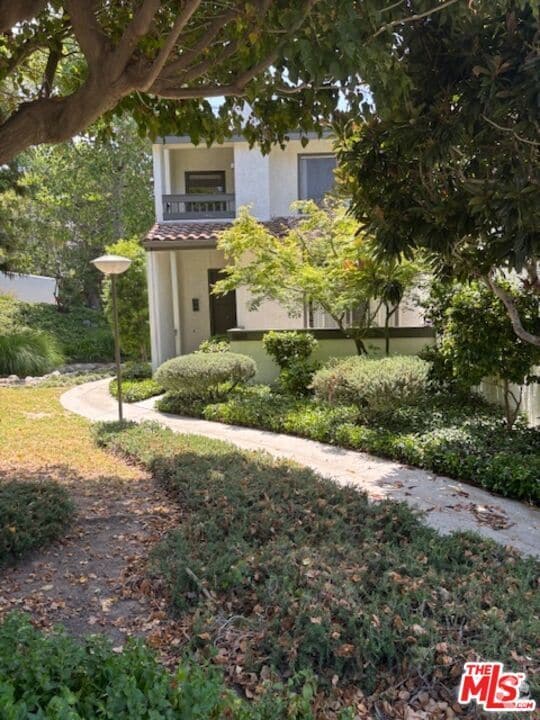 Building Photo - 1644 Palisades Dr Rental