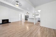 Photo - 4926 54th St