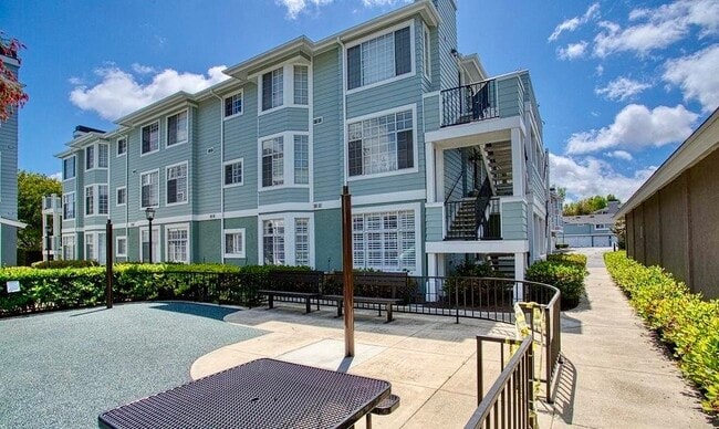 Building Photo - 23412 Pacific Park Dr Unit 10H