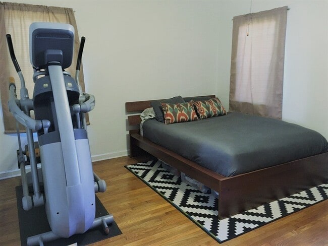 Photo - 466 N Orange Grove Ave Unit 466