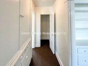 Photo - 1618 E 4th St