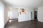 Photo - Perfectly Located 2BR in Crown Point Area ... Apartment Unit 4080