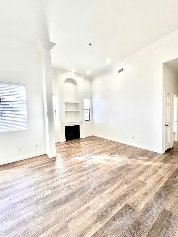 Photo - 4623 Willis Ave Unit 305