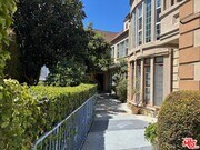 Photo - 925 S Hobart Blvd Condo Unit 1/2