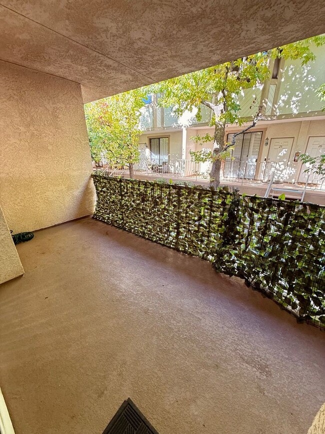 Photo - Updated 3-Bedroom Tri-Level Condo w/Bonus Room, Laundry & Garage in Prime Chatsworth!