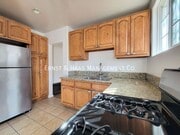 Photo - 806 E 120th St